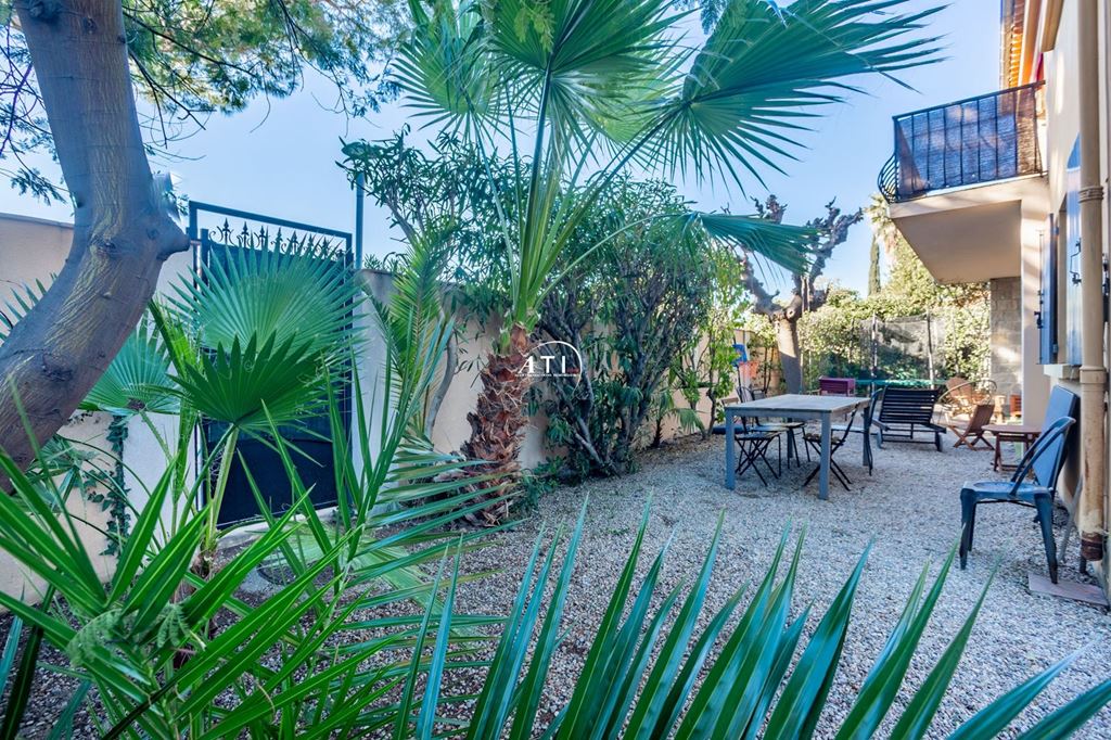 Maison STE MAXIME 850000€ AZUR TRANSACTIONS IMMOBILIERES Maison STE MAXIME 850000€ AZUR TRANSACTIONS IMMOBILIERES