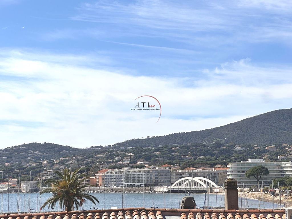 Appartement Duplex SAINTE MAXIME 1145000€ AZUR TRANSACTIONS IMMOBILIERES