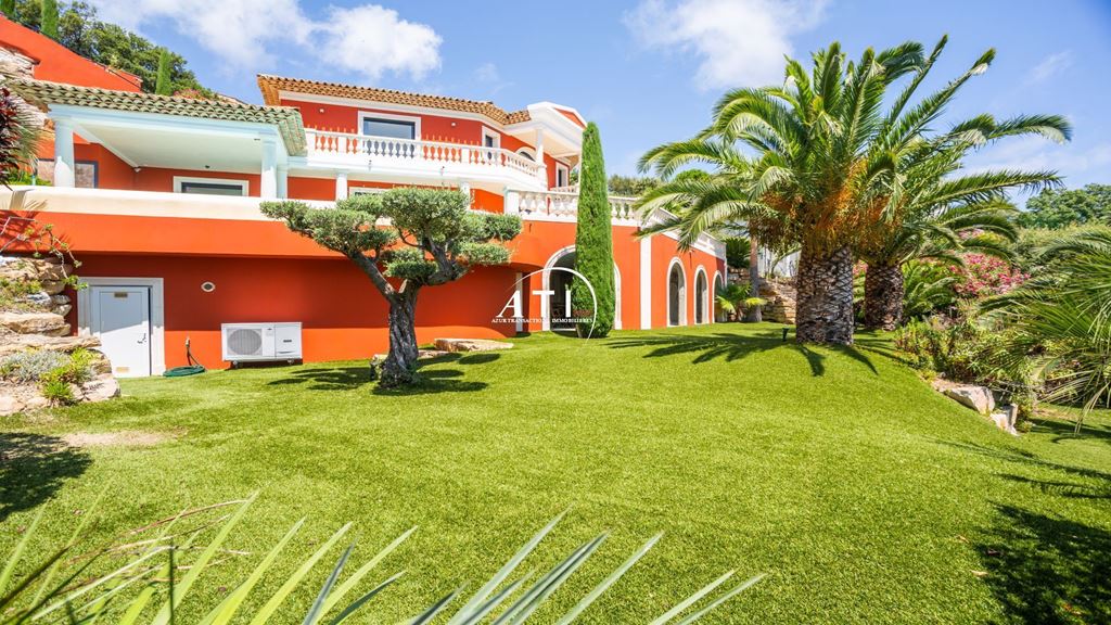 Villa STE MAXIME 3500000€ AZUR TRANSACTIONS IMMOBILIERES