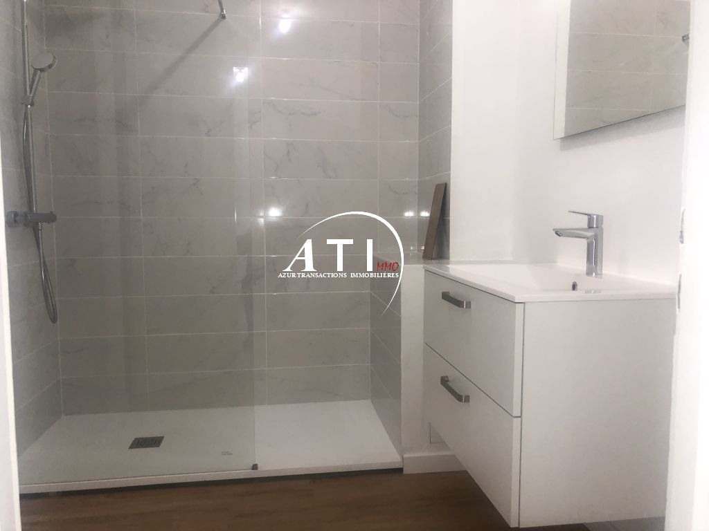 Appartement Appartement STE MAXIME 370000€ AZUR TRANSACTIONS IMMOBILIERES Appartement Appartement STE MAXIME 370000€ AZUR TRANSACTIONS IMMOBILIERES