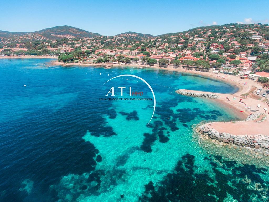 Appartement T4 LES ISSAMBRES 2240000€ AZUR TRANSACTIONS IMMOBILIERES Appartement T4 LES ISSAMBRES 2240000€ AZUR TRANSACTIONS IMMOBILIERES