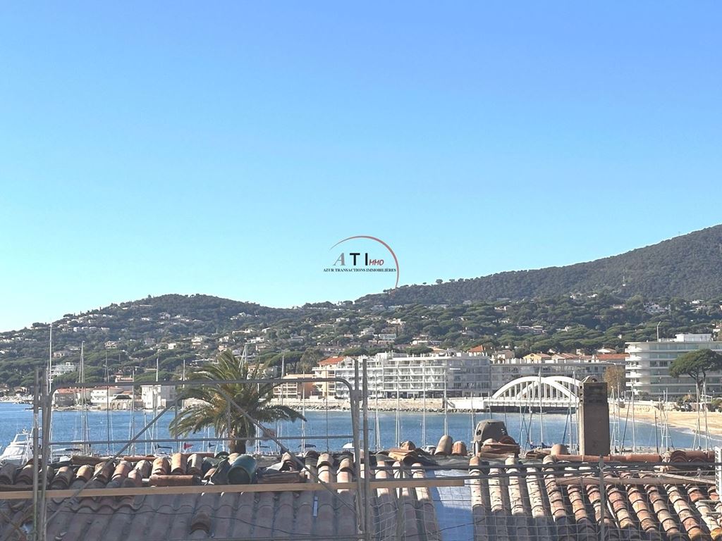 Appartement Duplex SAINTE MAXIME 1196000€ AZUR TRANSACTIONS IMMOBILIERES